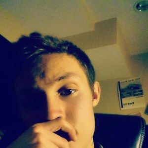 Meet your Posher, Aaron